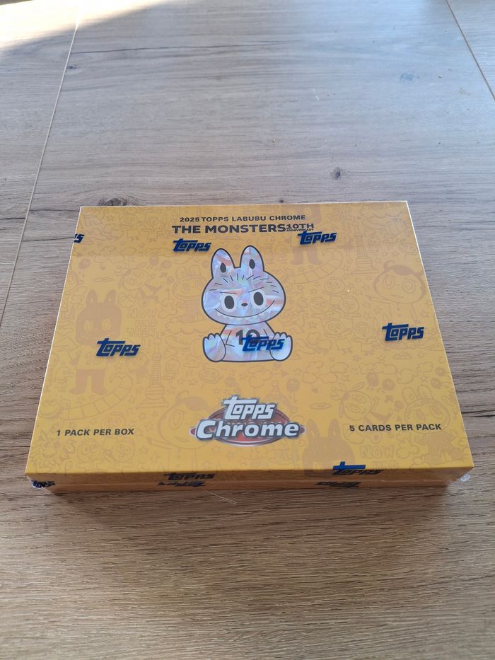 Coffret Topps Labubu 10th Anniversary