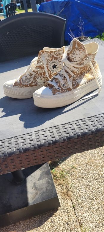 Converse édition limitée motif bandana