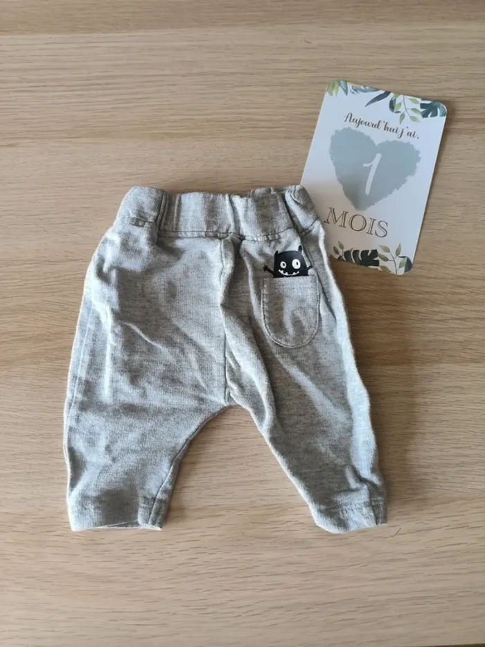Pantalon 1 mois