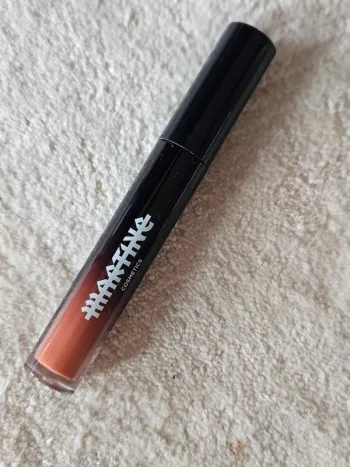 Rouge à lèvres liquid lipstick mat Daniela Martine Cosmetics