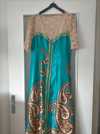 Caftan traditionnel
