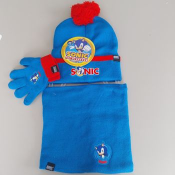 Ensemble bonnet + cache cou + gants sonic