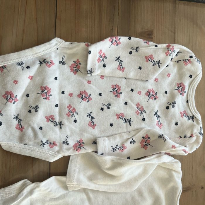 Lot 3 body gemo 3 mois blanc et rose - photo numéro 3