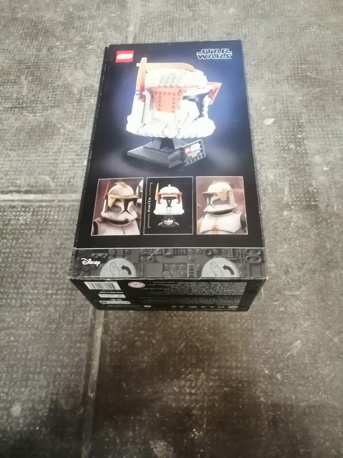 Lego Star Wars 75350 Le casque du Commandant clone Cody [NEUF] - photo numéro 3