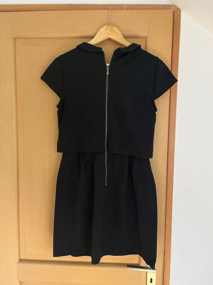 Robe noire - photo numéro 2