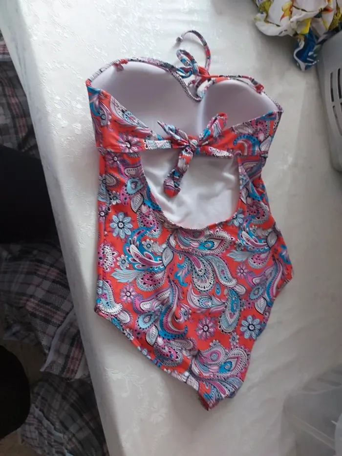 Maillot de bain - photo numéro 2
