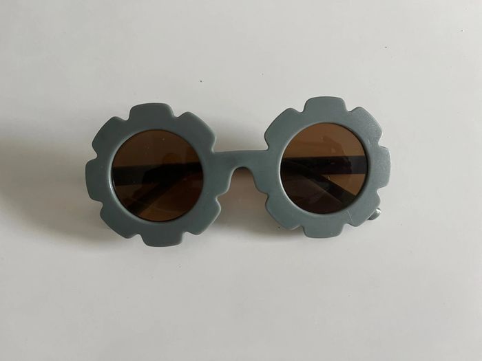 Lunette de soleil enfant - photo numéro 2