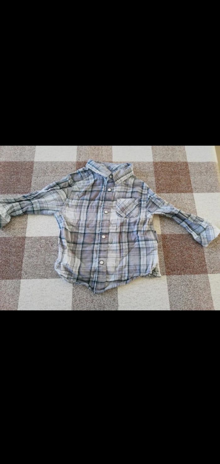 Lot 4 vêtements 18 mois marques diverses - photo numéro 4