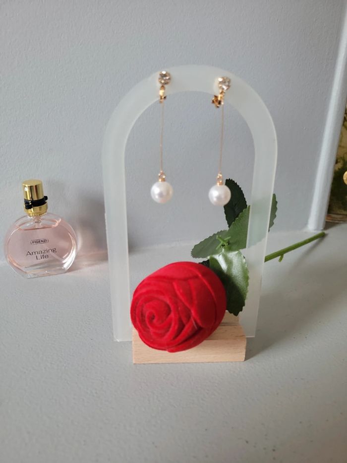 Clips fins et délicats perles blanches - photo numéro 4