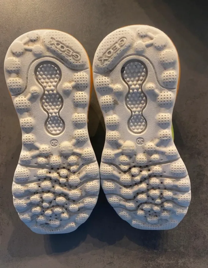 Baskets jaune Geox taille 30 - photo numéro 4
