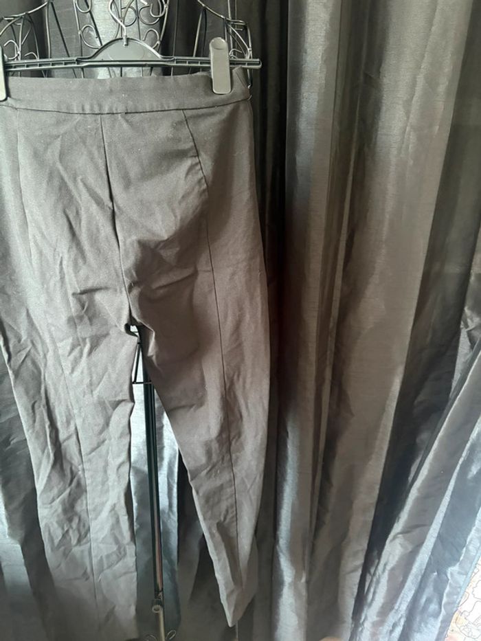 Pantalon H&M taille 36 – Fermeture latérale – Très bon état - photo numéro 5