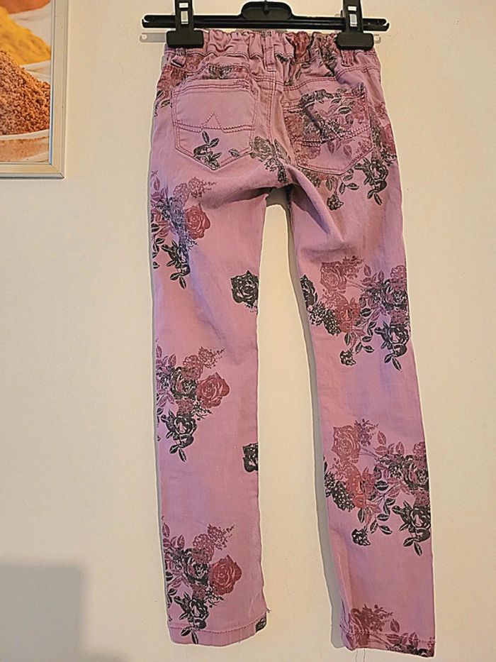 Pantalon motif floral fille lila "TQF" taille 6 ans - photo numéro 4