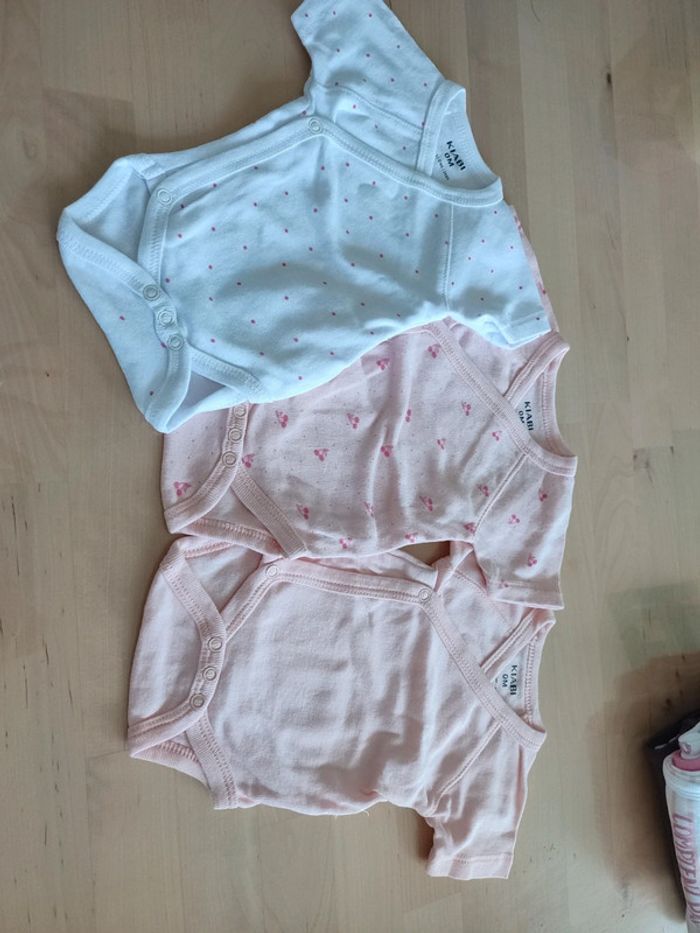 Lot de 3 bodies MC Kiabi neuf