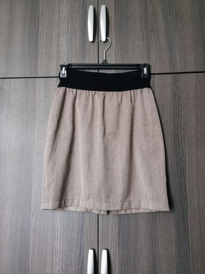 Jupe à taille élastiquée - photo numéro 2