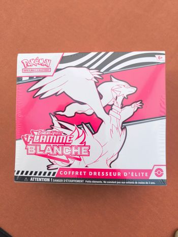 ETB Flamme Blanche 10.5 Pokémon