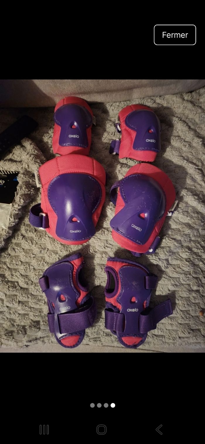 Rollers pointure 32 + protections + casque - photo numéro 4