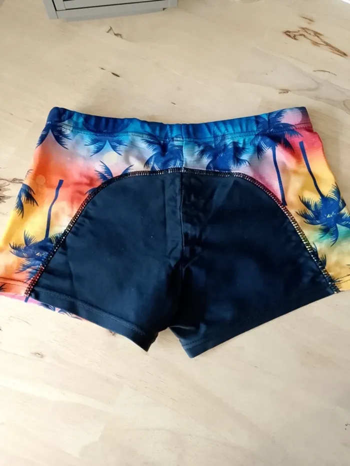 Maillot de bain • freegun • 12 ans - photo numéro 4