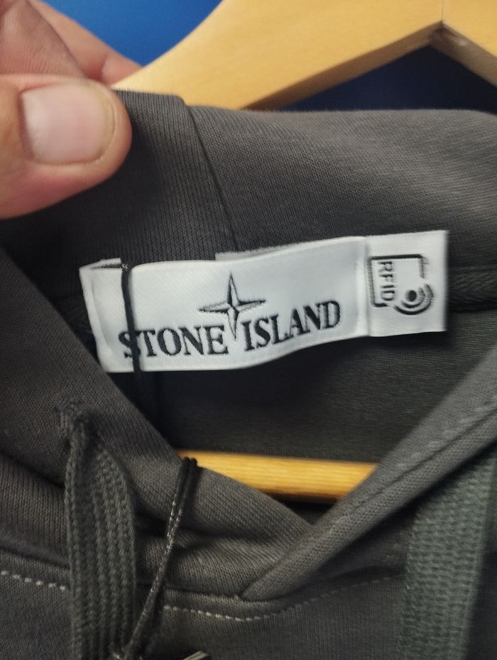 Sweat à capuche Stone Island taille L - photo numéro 5