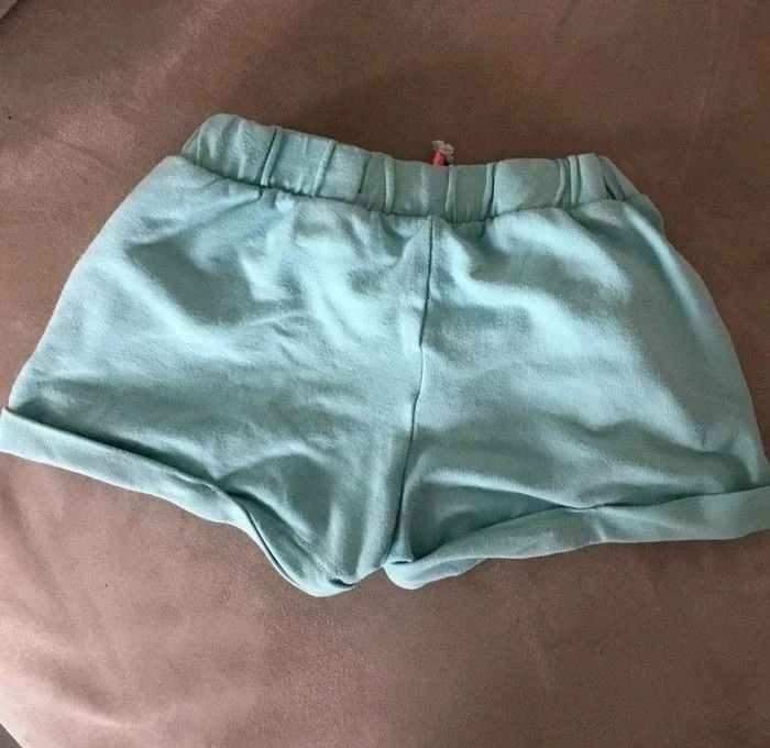 🌸Short 4 ans Okaidi - photo numéro 4