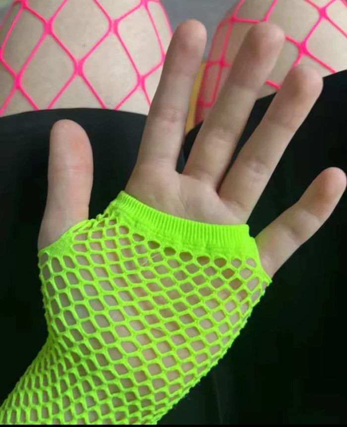 Gants résille verts – Femme – 10x26 cm – Accessoire mode soirée/déguisement - photo numéro 2