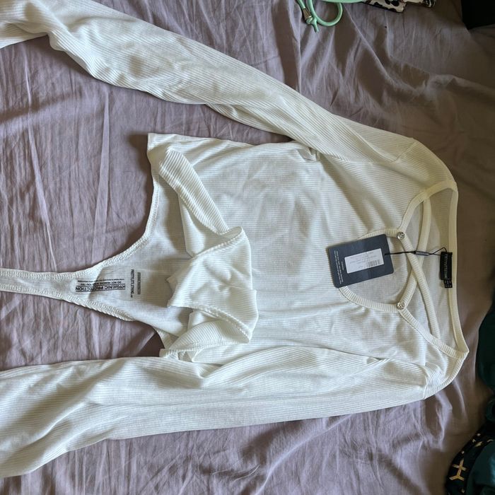 Body prettylittlething blanc