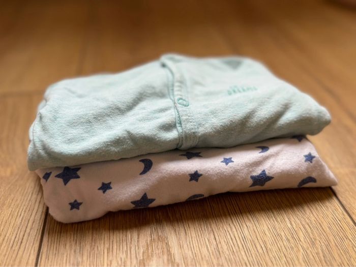 Lot de 2 pyjamas newborn - photo numéro 3