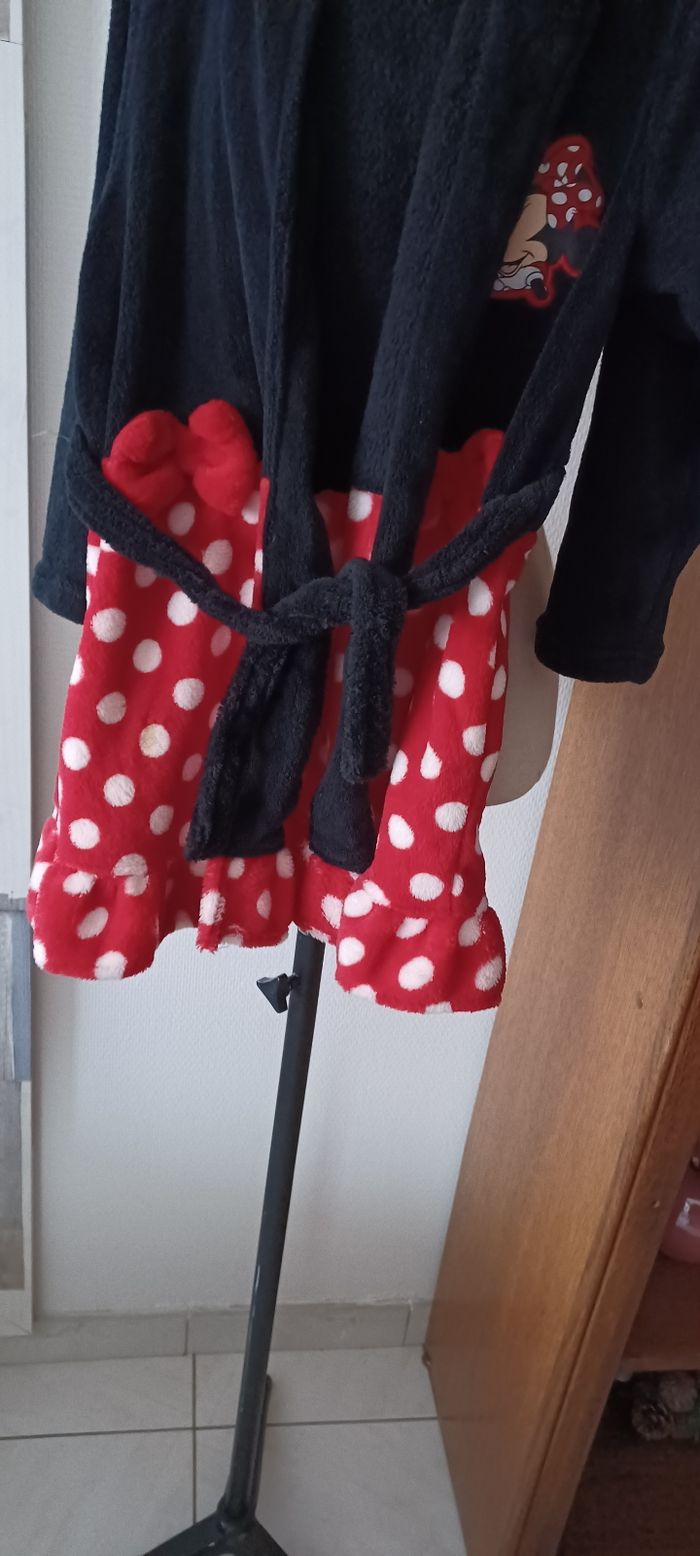 Très beau peignoir tout doux fille T 6 ans - photo numéro 2