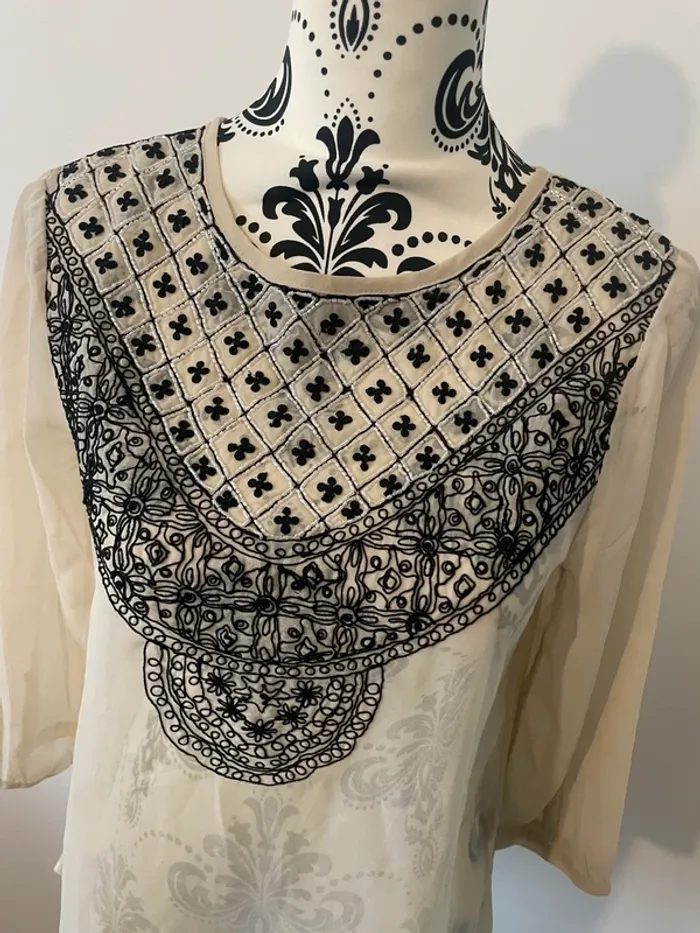 Blouse Sisley - Crème et noire - Taille XS - photo numéro 2