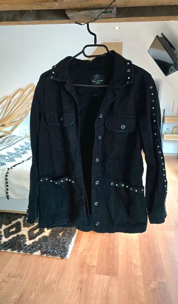 Veste noir perles