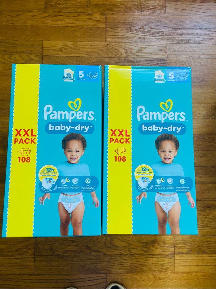 2 Maxi Packs couches Pampers Baby Dry taille 5
