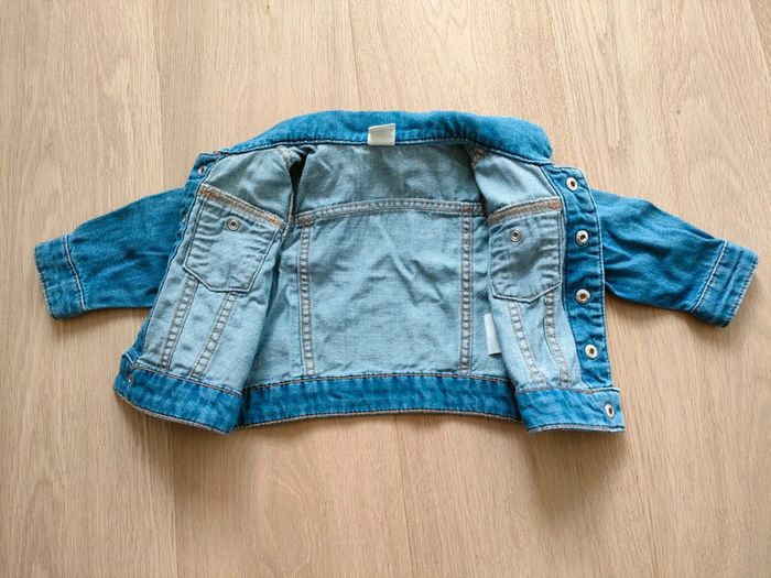 Veste en jeans - Taille 9 mois - photo numéro 3