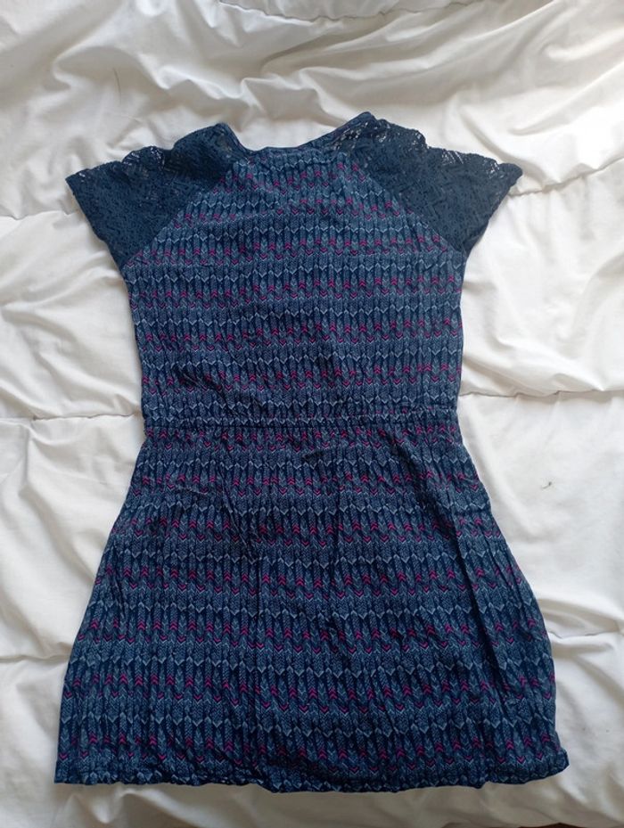 Robe bleue manches courtes la Halle 12 ans 3€ - photo numéro 3