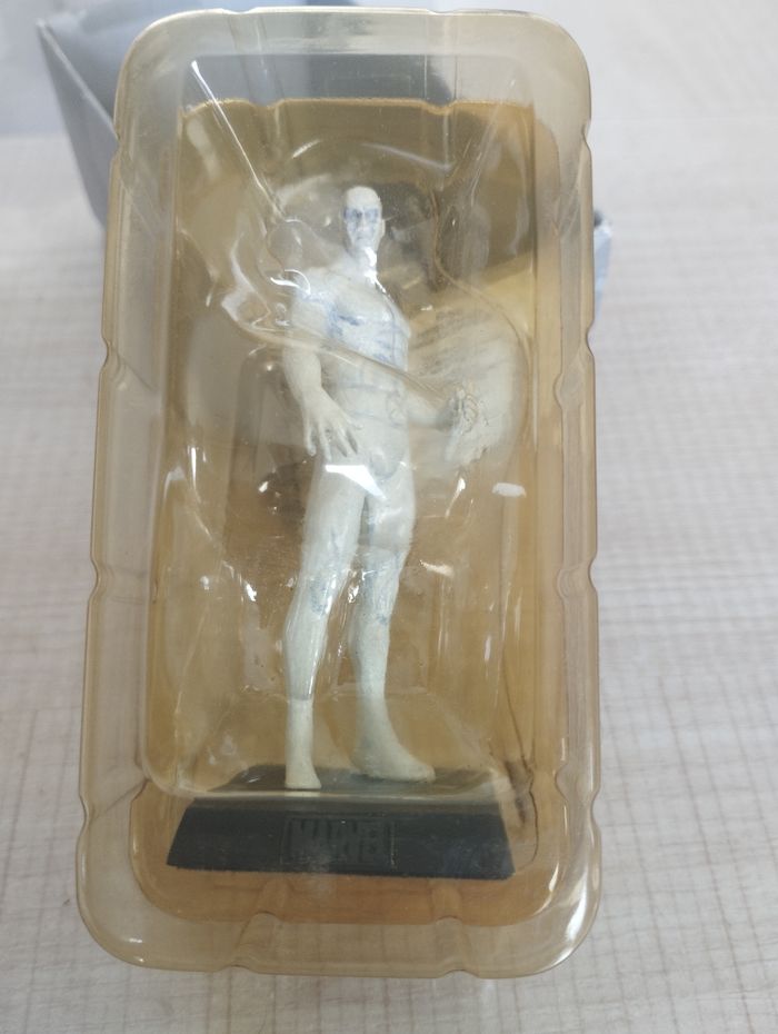 Figurine Marvel iceman en plomb - photo numéro 2