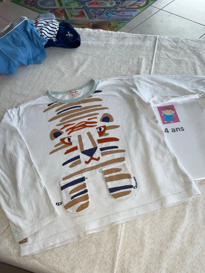 T-shirt catimini quatre ans