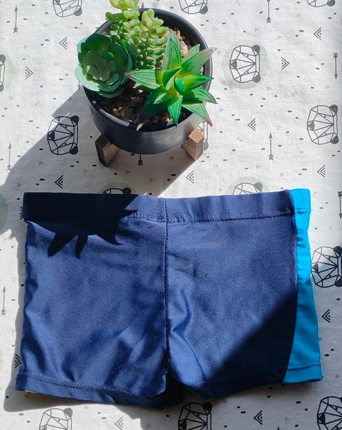 Maillot de bain Bob l'éponge taille 3/4 ans - photo numéro 3