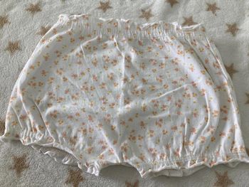 Short 18 mois fleurie