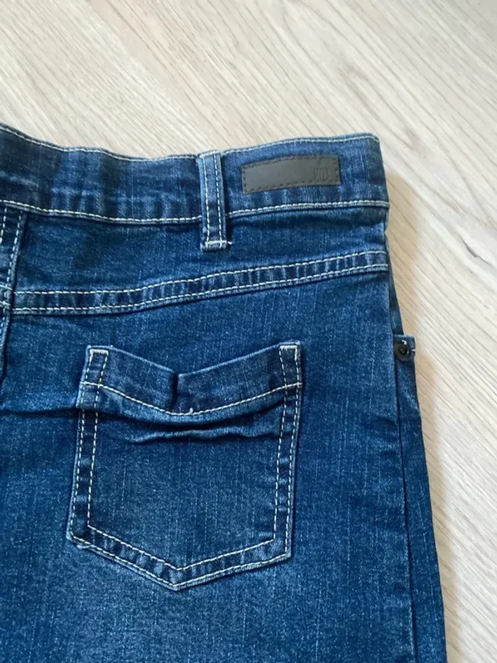 Superbe jupe en jean Tony boy taille 8 ans Neuve - photo numéro 6