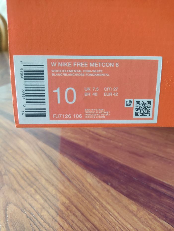 Baskets Nike free metcon 6 T 42 - photo numéro 8