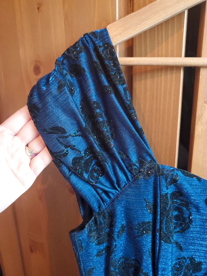 Robe à fleurs velours et paillettes - photo numéro 3