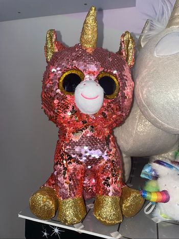 Peluche licorne à sequins
