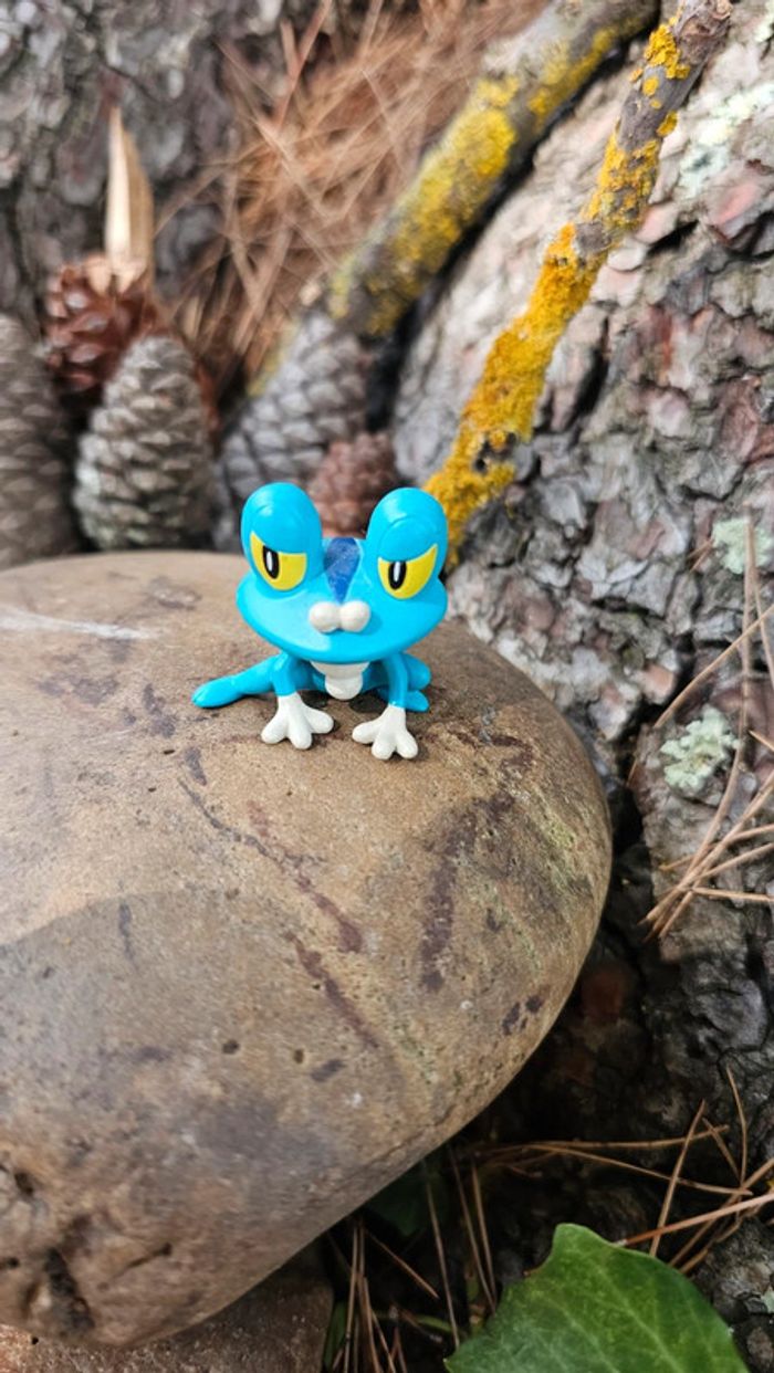 Super figurine Pokemon Nintendo tomy grenousse - photo numéro 2