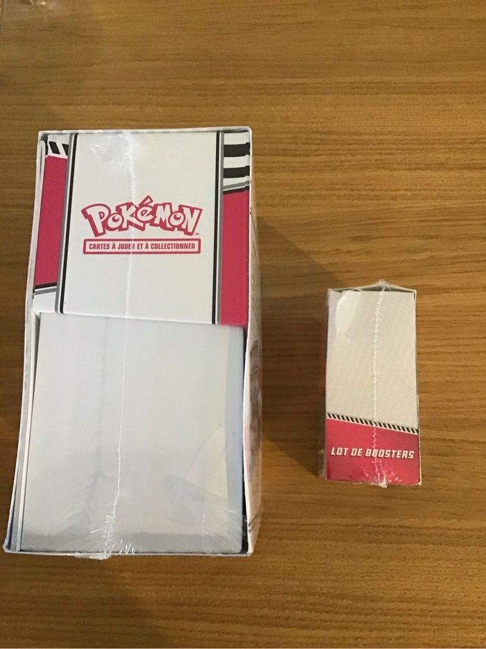 Lot coffrets cartes Pokémon Flamme blanche ETB Bundle EV10.5 15 boosters collection - photo numéro 4
