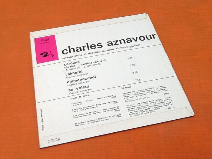 Vinyle 45 tours Charles Aznavour Caroline (1968) - photo numéro 5