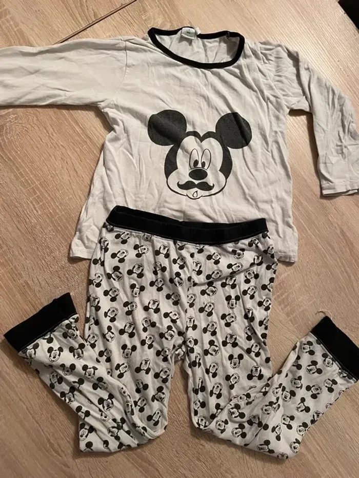 Lot de Pyjama 5 ans - photo numéro 3
