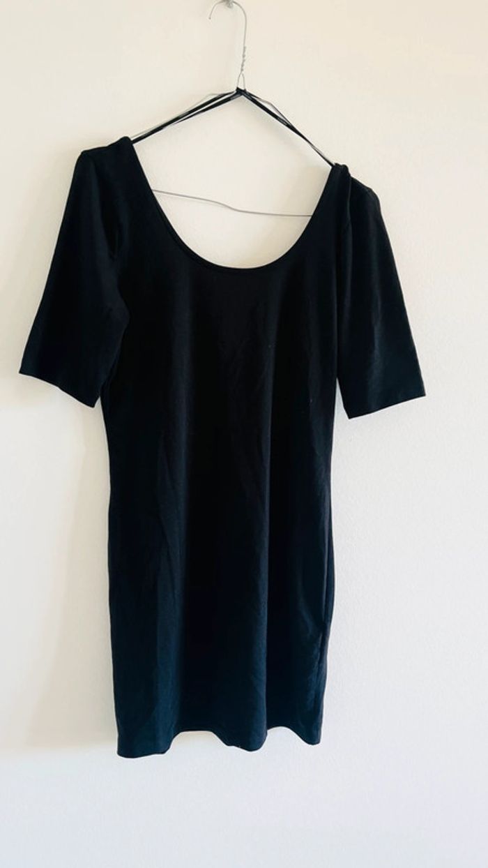Robe noire Forever 21 - photo numéro 2