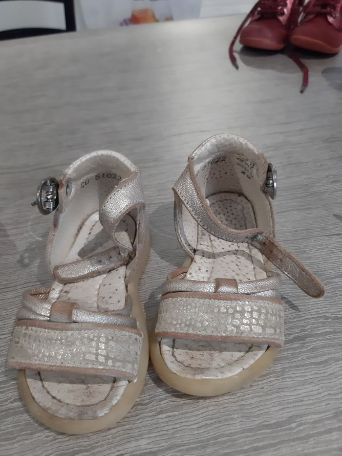 Lot de 4 paires chaussures filles - photo numéro 3