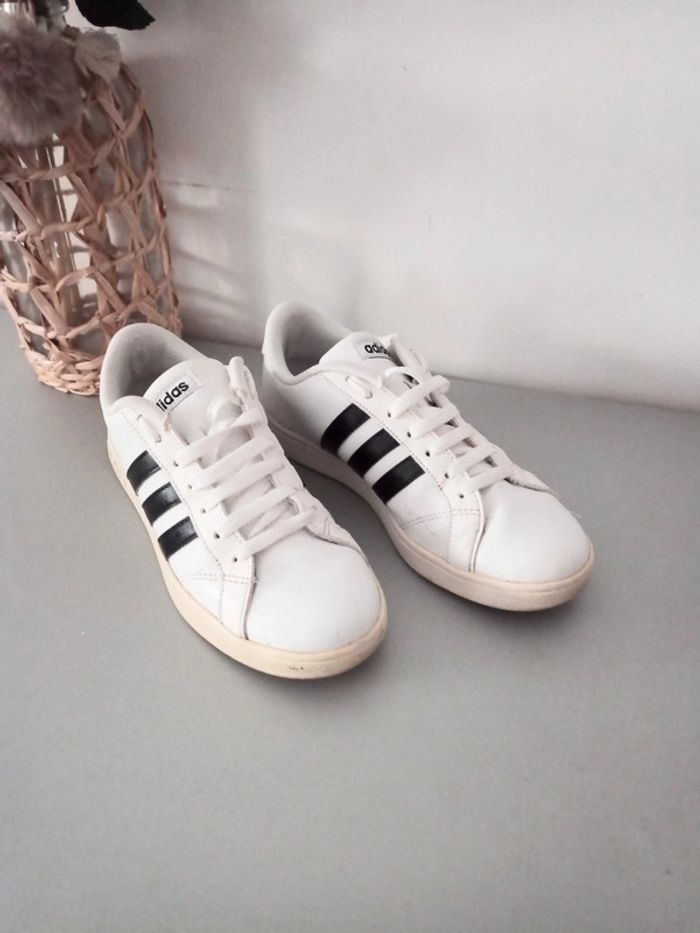 Baskets Adidas 38 - photo numéro 4