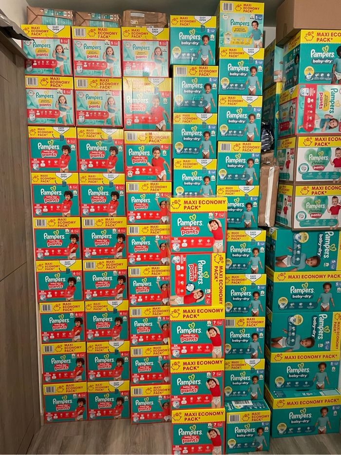Couches Pampers