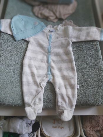 Pyjama avec son bonnet