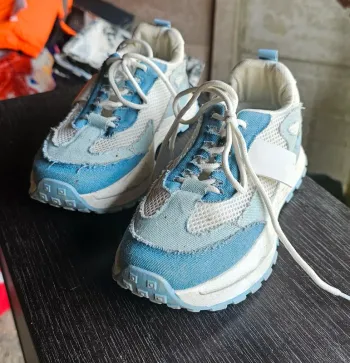 Basket effet Jeans taille 37